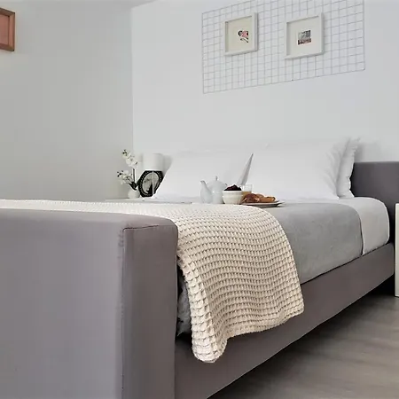 Apartment In.gracia